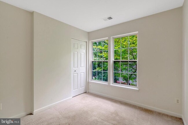 Building Photo - 7057 Sauvage Ln