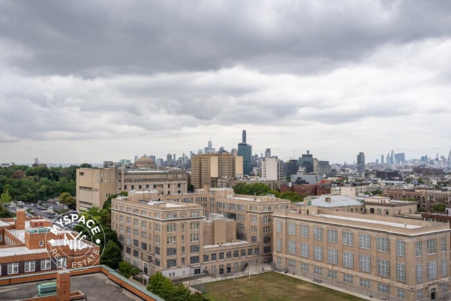 Building Photo - 931 Carroll St