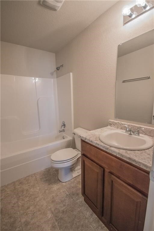 Building Photo - 1541 Scotland Dr