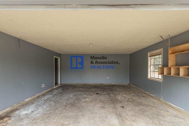 Building Photo - 3 Bed/2 Bath Home in the Heart of Pearl