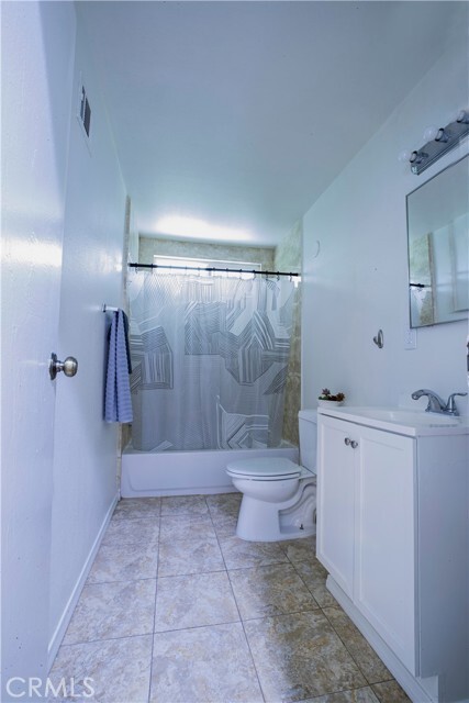 Building Photo - 2497 Logan St