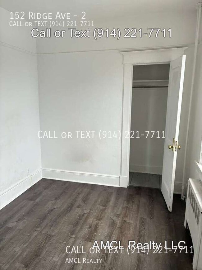 Building Photo - 152 Ridge Ave