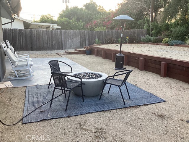 Building Photo - 233 Almon Dr