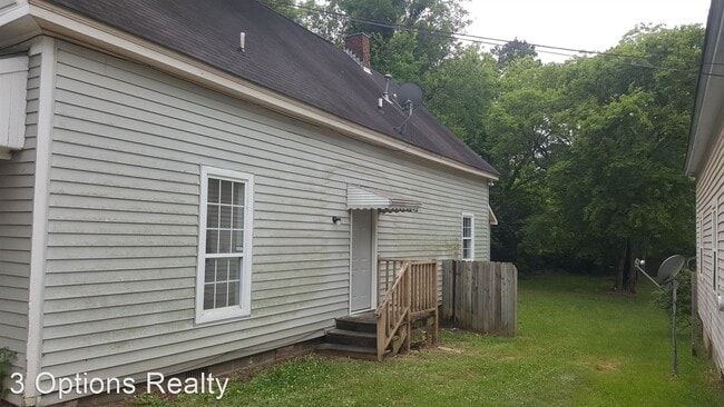 Building Photo - 3 br, 2 bath House - 2363 Second Street