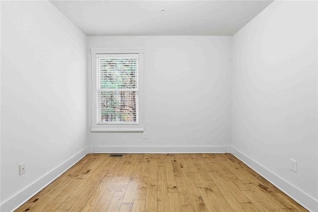 Building Photo - 501 Ridge View Crossing