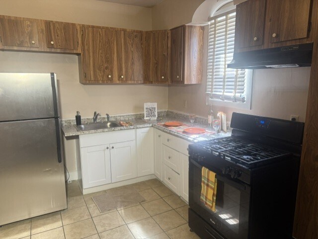 Building Photo - 3033 Hamilton Ave