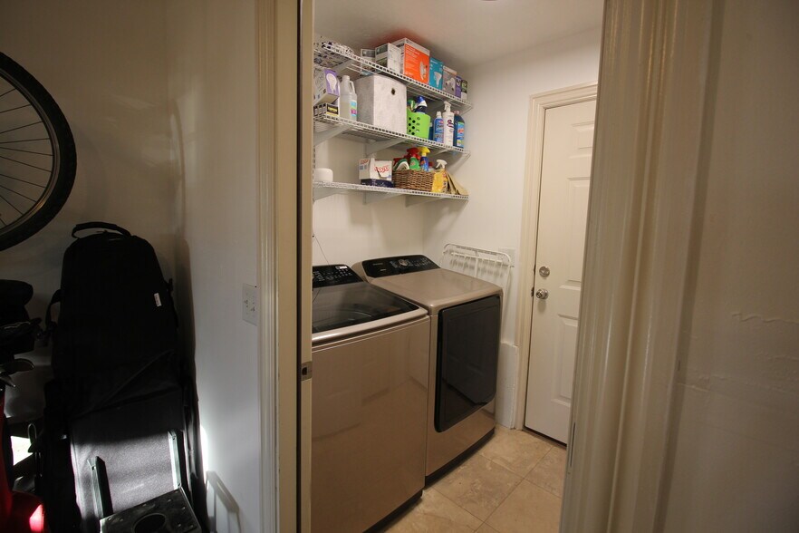 Laundry Room (Garage view) - 625 E 200 S