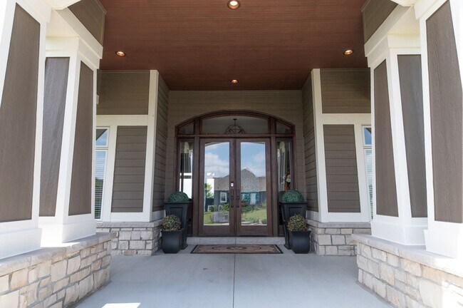 Building Photo - 1626 Twisted Oak Ct