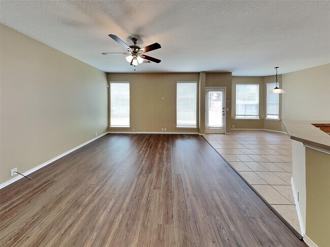 Building Photo - 2914 Acacia Fair Ln