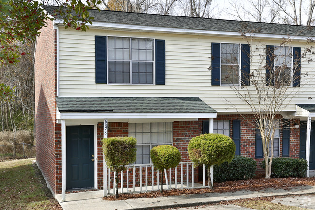 Building Photo - Wedgewood Townhomes