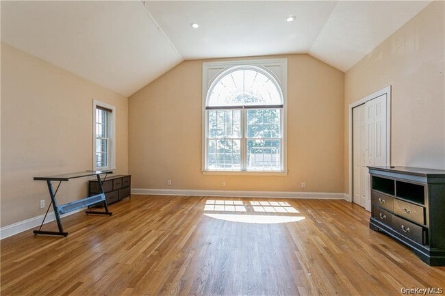 Building Photo - 39 Croydon Rd