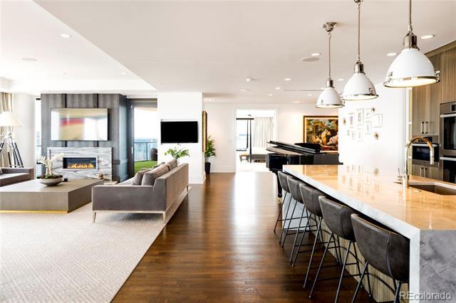 Building Photo - 1133 14th St