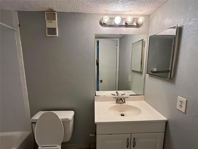 Building Photo - 2760 Coconut Bay Ln