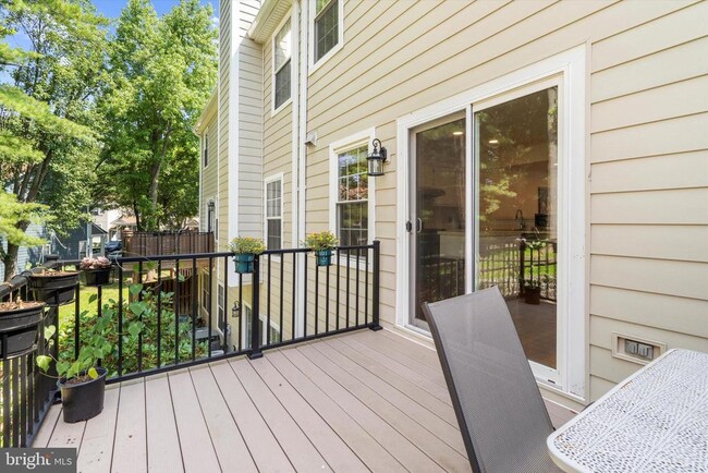 Building Photo - 4870 Dorsey Hall Dr