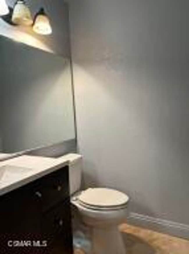 Building Photo - This is a lovely 2 bedroom, 1 1/2 bathroom...