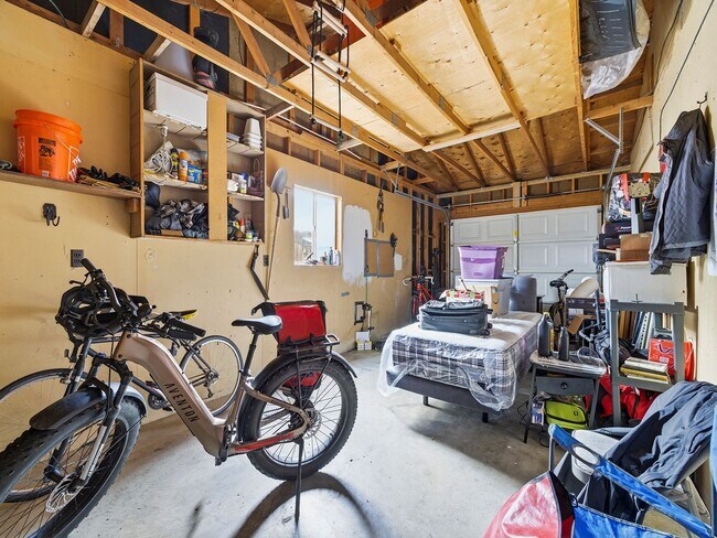 Building Photo - Prime Old Town Access | 3 Bed Home Near City Park + Downtown