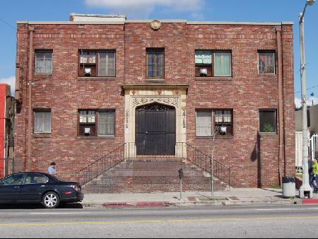 Building Photo - 2919 N Broadway