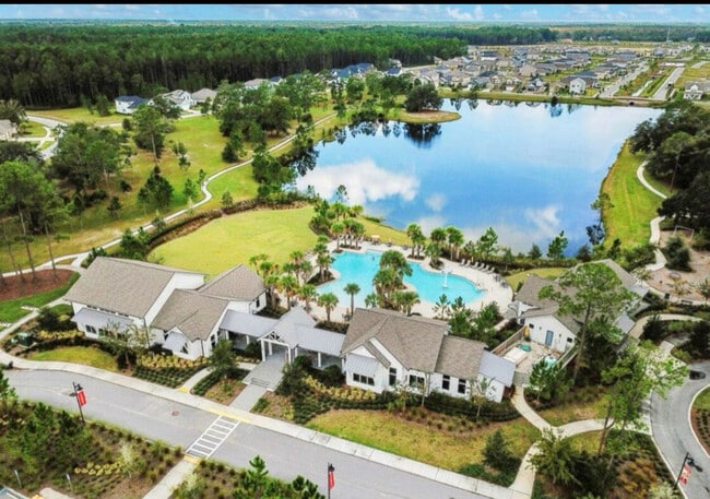 Building Photo - 35 White Rabbit Run