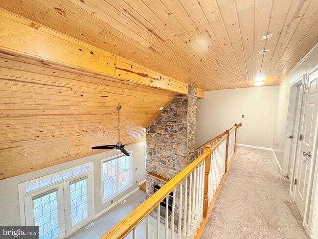 Building Photo - 5 Artillery Dr