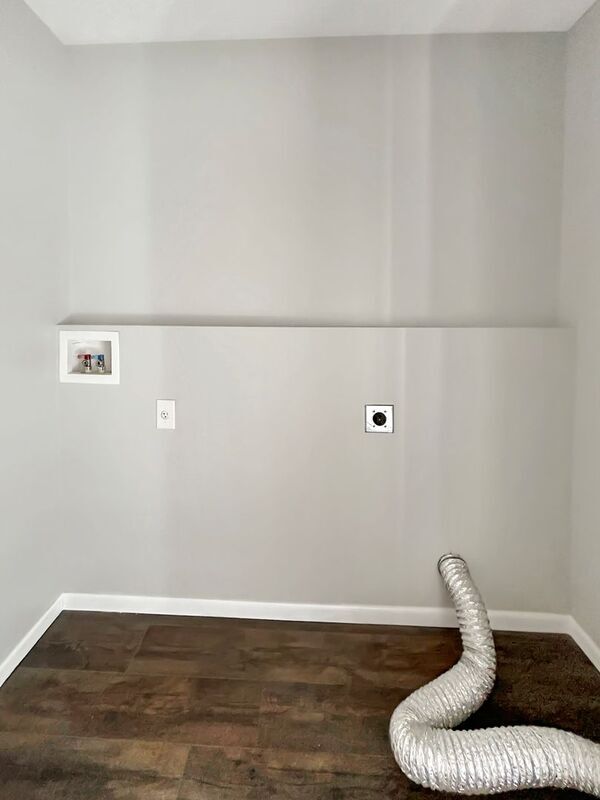 Building Photo - 5321 Miramar Dr