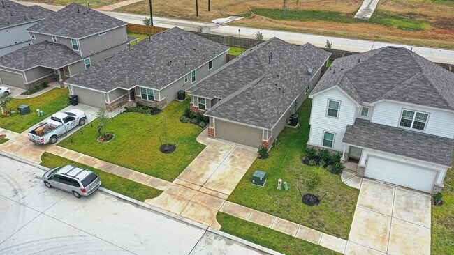 Building Photo - 3242 Alberelli Dr