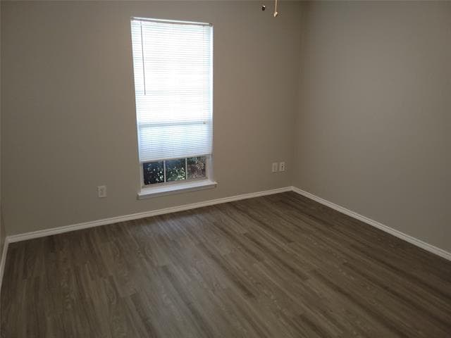 Building Photo - 709 Duke Dr