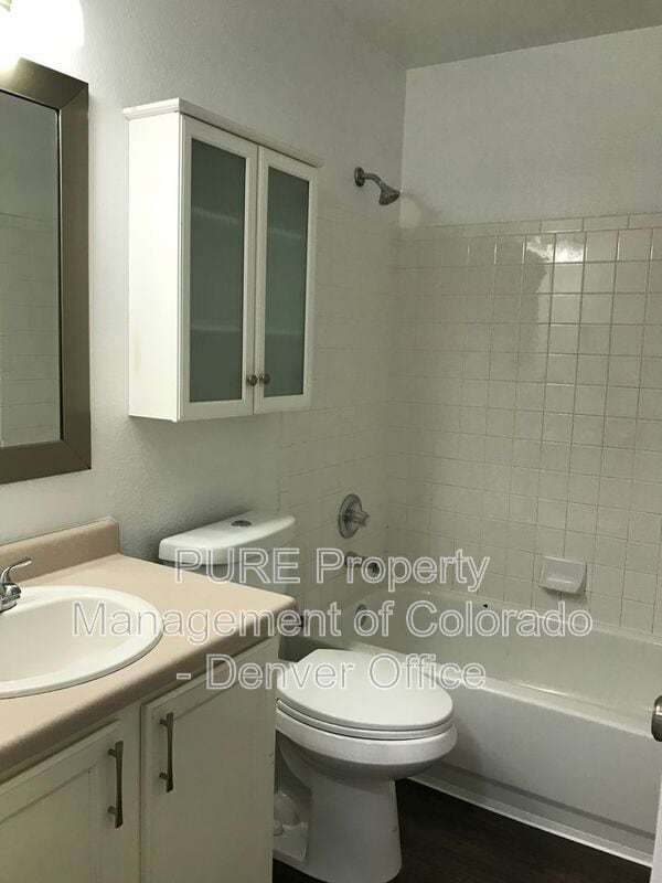 Building Photo - 9708 S Castle Ridge Cir