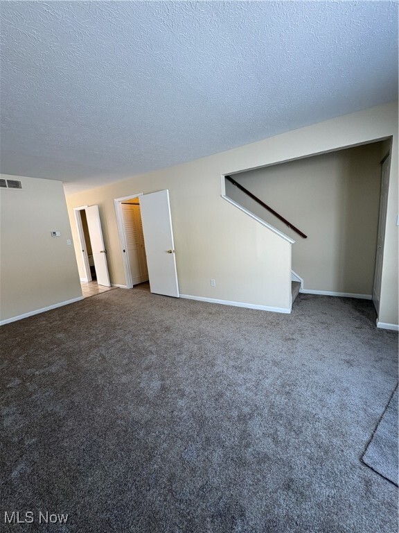 Building Photo - 2398 Echo Valley Dr