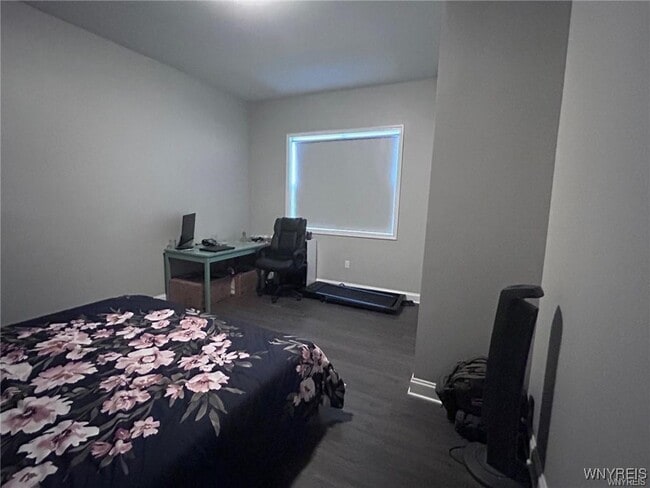 Building Photo - 1988 South Park Ave