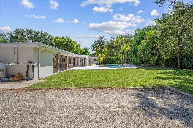 Building Photo - 8260 SW 95th St