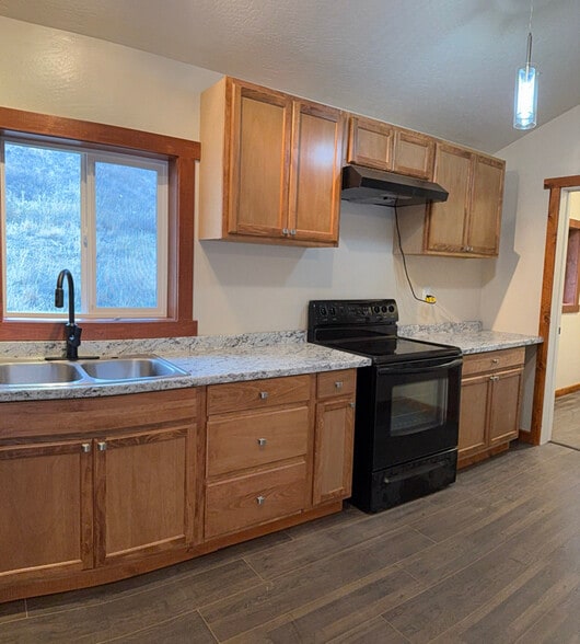 Building Photo - 278 Wickes Rd