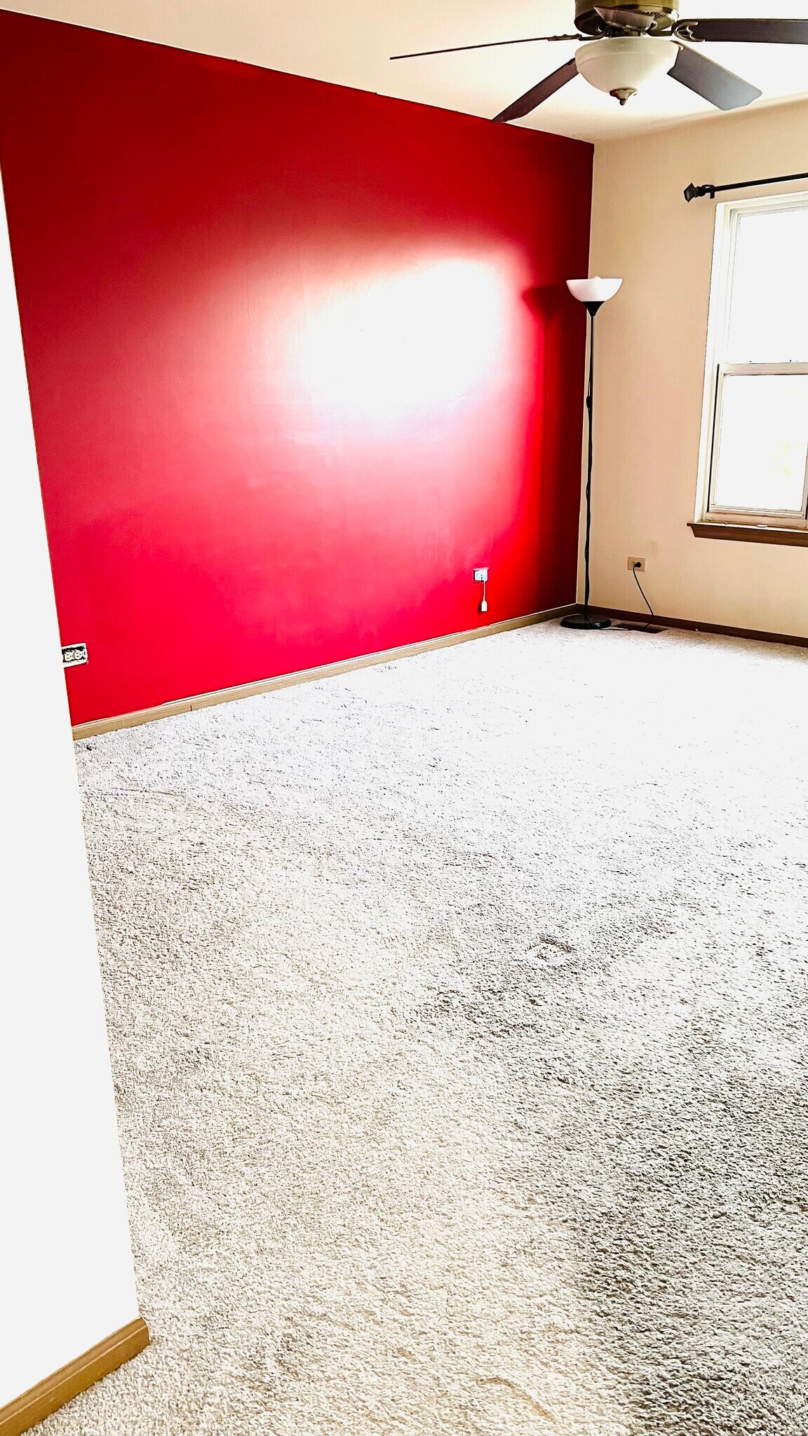 Building Photo - 722 E Whispering Oaks Dr