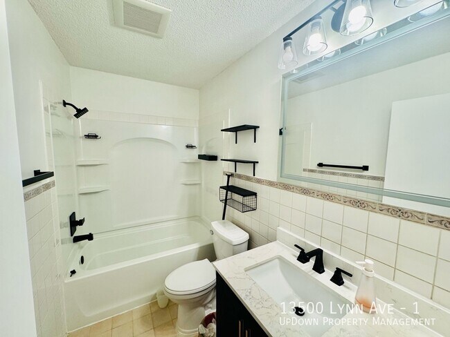 Building Photo - 13500 Lynn Ave