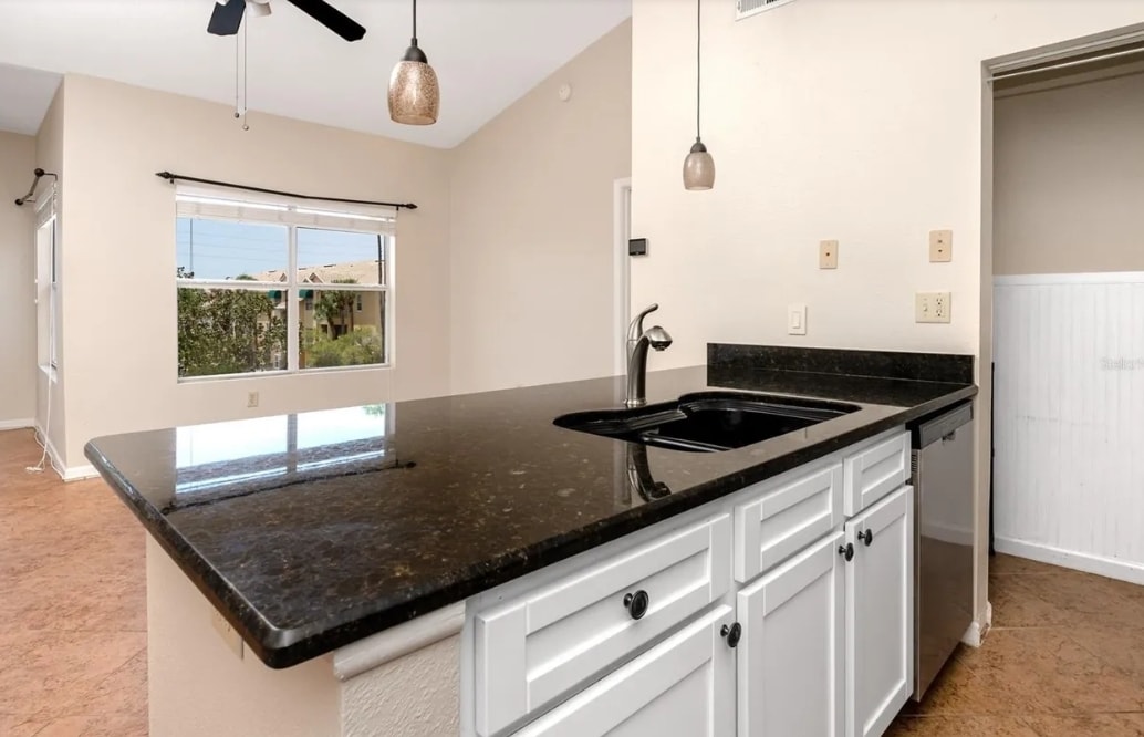 Building Photo - 10764 70th Ave