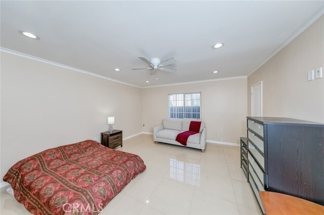 Building Photo - 814 Kellogg Ave