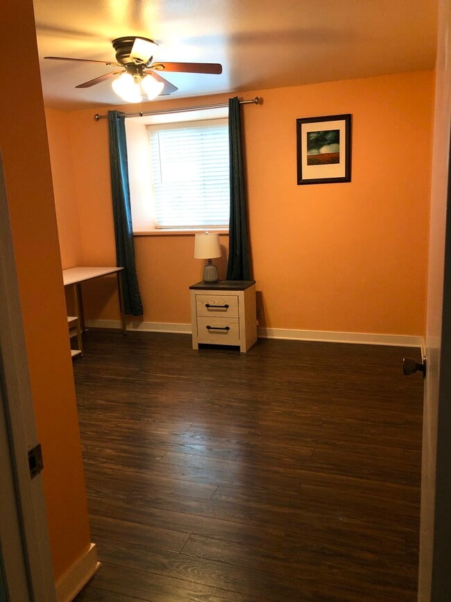 Building Photo - 7784 S Sunbird Way