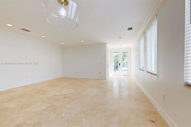 Building Photo - 3180 New York St