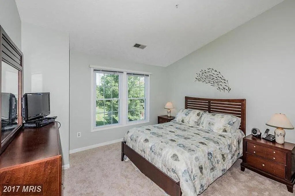 Building Photo - 7912 Brightwind Ct