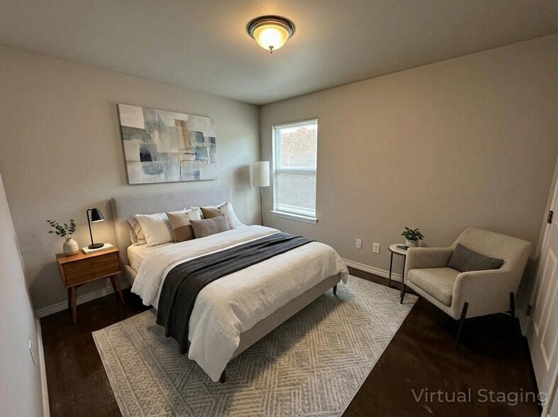 Building Photo - 208 Lowes Blvd