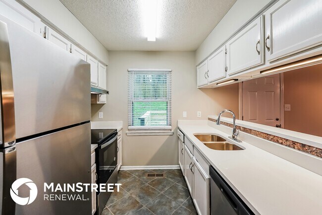 Building Photo - 2505 Galloway Dr