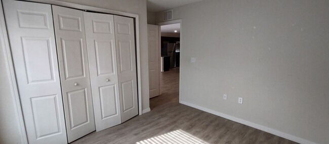 Building Photo - 9514 Camel Dr