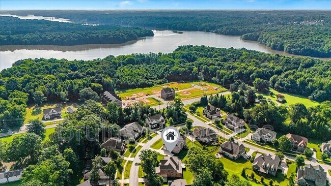 Building Photo - 6005 New Bailey Tr