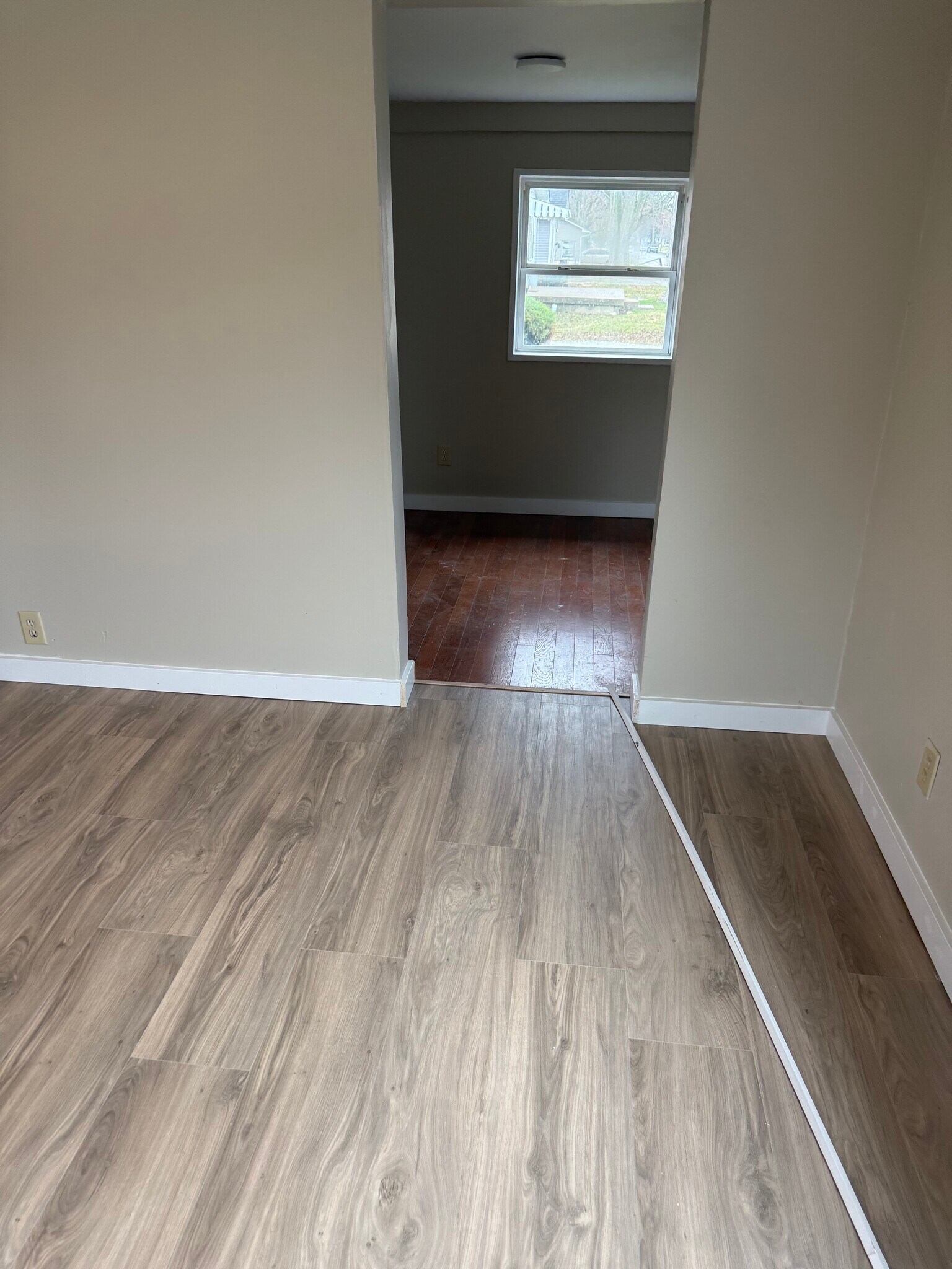 Building Photo - 1606 N Lindsay St