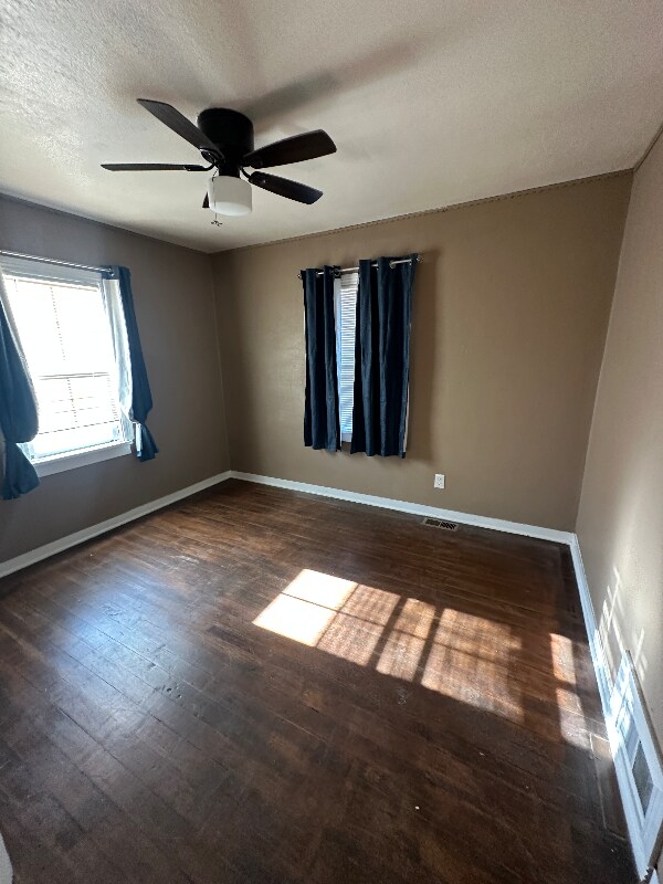 Building Photo - 3210 S Ammon Rd