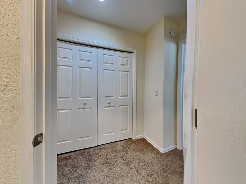 Building Photo - 3315 W De Leon St