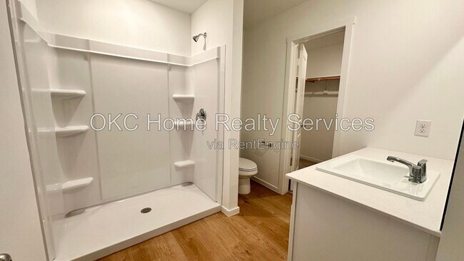 Building Photo - 20404 Deer Creek Dr
