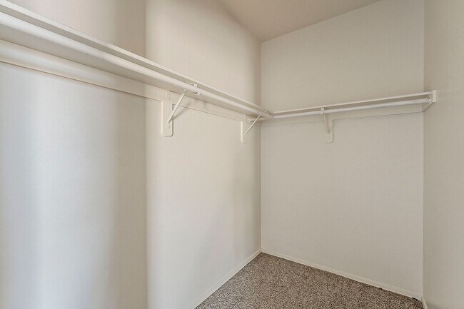 Building Photo - Home for rent