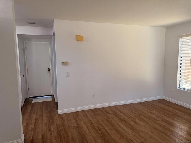 Building Photo - 7538 Hawks Peak Way