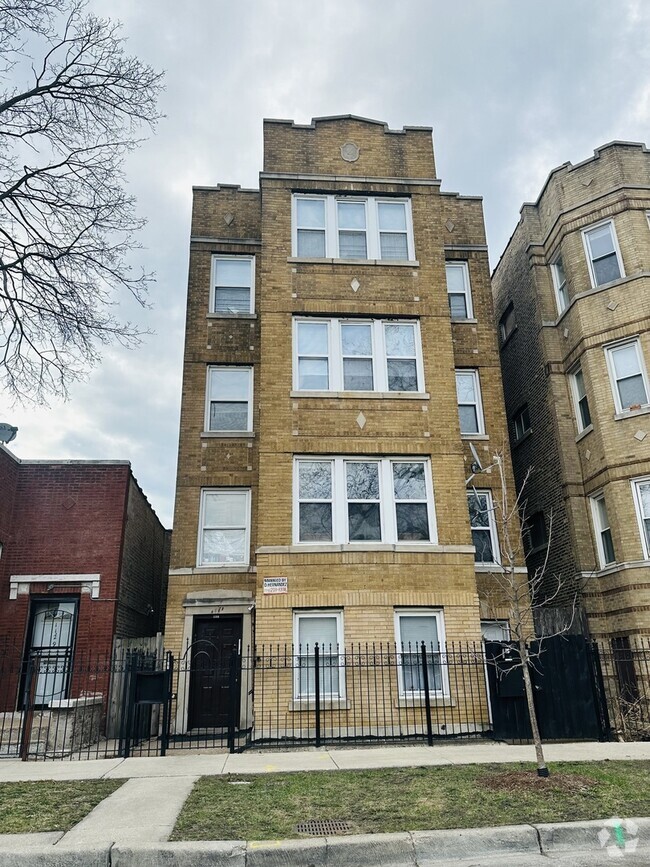 Building Photo - 1127 N Christiana Ave