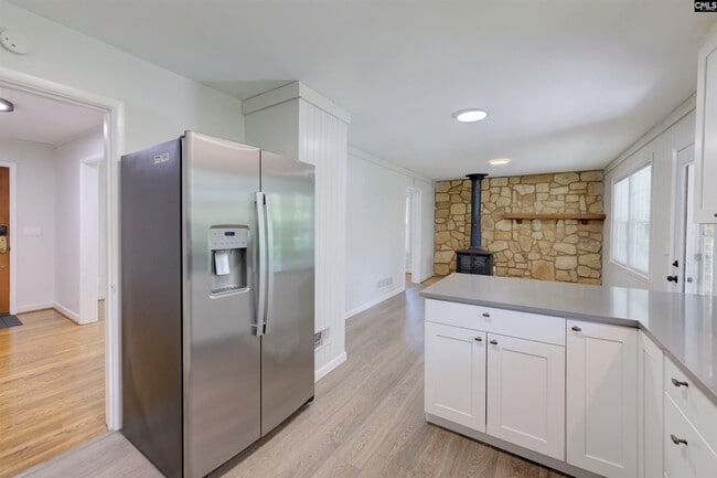 Building Photo - 1612 Bradley Dr